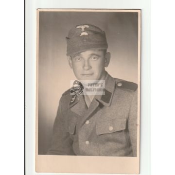 SS portré fotó Feldmütze - képeslap méret