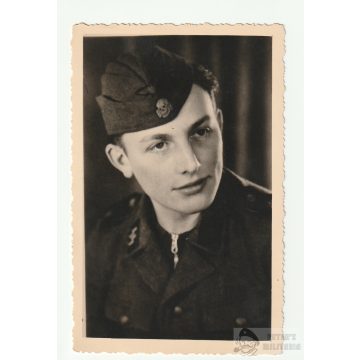 SS Totenkopf portré 