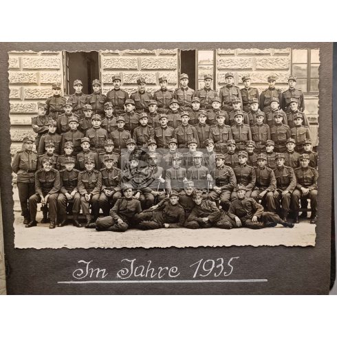 1916-1940 Wehrmacht album egy személyhez