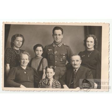 Wehrmacht családi fotó