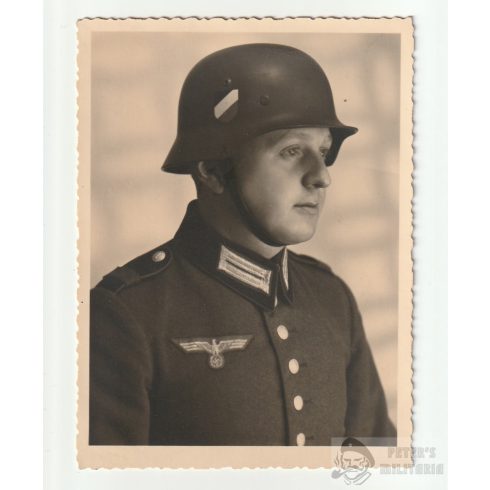 Rohamsisakos portré