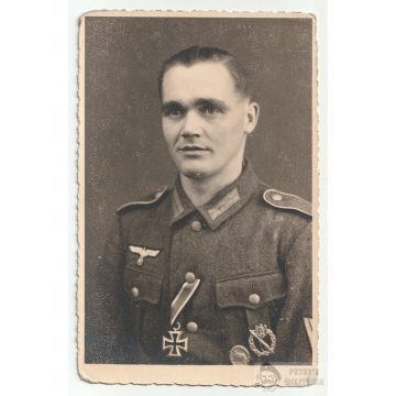 Vaskeresztes portré 