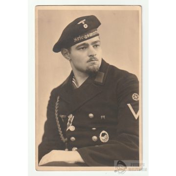 Kriegsmarine portré Romboló jelvénnyel