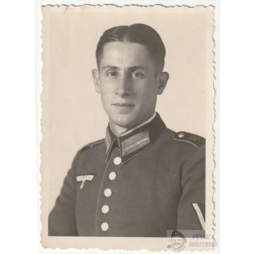 Waffenrock portré