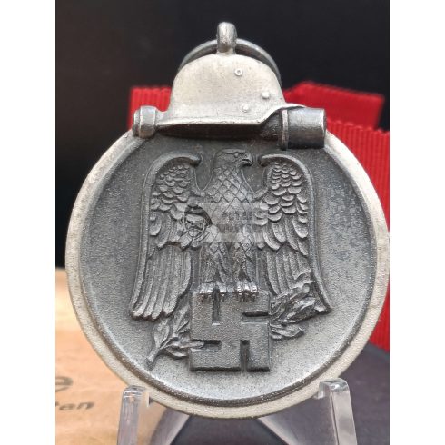 Keleti Front medál tasakkal - Carl Poellath