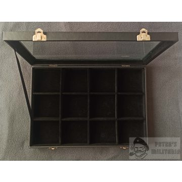 Kitüntetés / érme tartó felnyitható tároló 12x