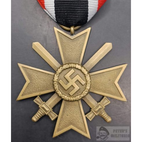 Háborús Érdemkereszt (KVK) II. osztály kardokkal 
