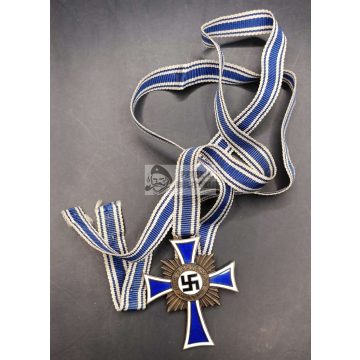 Anyasági Kereszt Bronz fokozat 