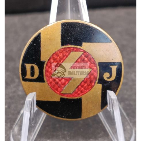 Deutsches Jungvolk membership badge "Ges. Gesch."