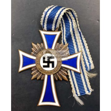Anyasági Kereszt Bronz fokozat