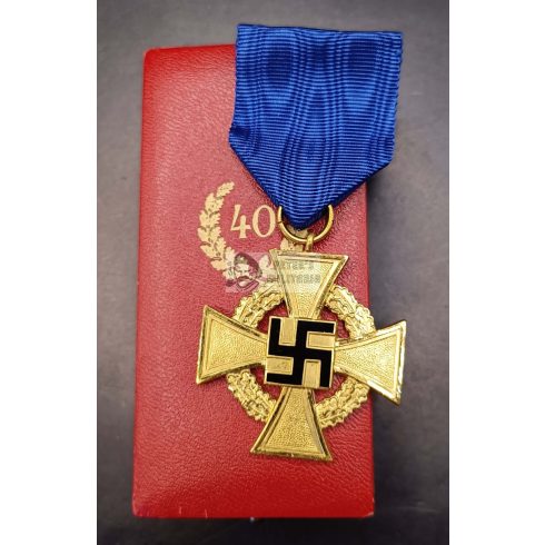 40 years Civil Service cross in  box "Deschler"