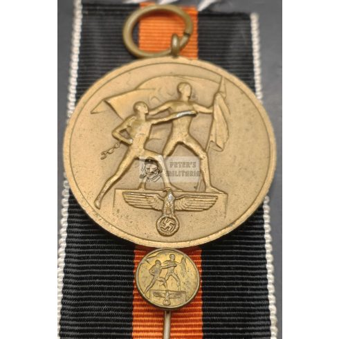 Szudéta medál miniatűrrel