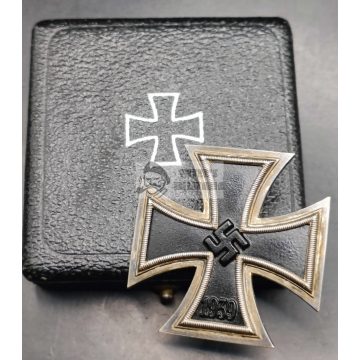 Vaskereszt I. osztály dobozában - W&L