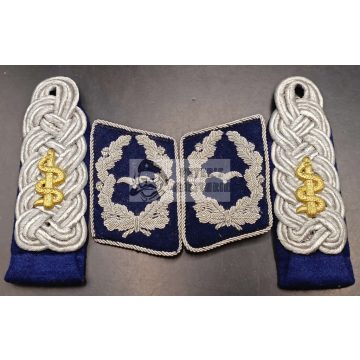 Luftwaffe Sanitätsoffizier collar tab and shoulder boards