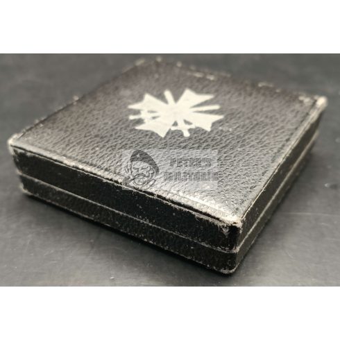 War Merit Cross I. Class in box "4" S&L