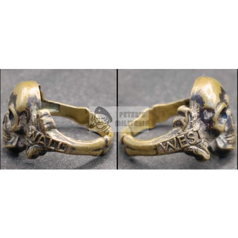 West Wall Skull ring