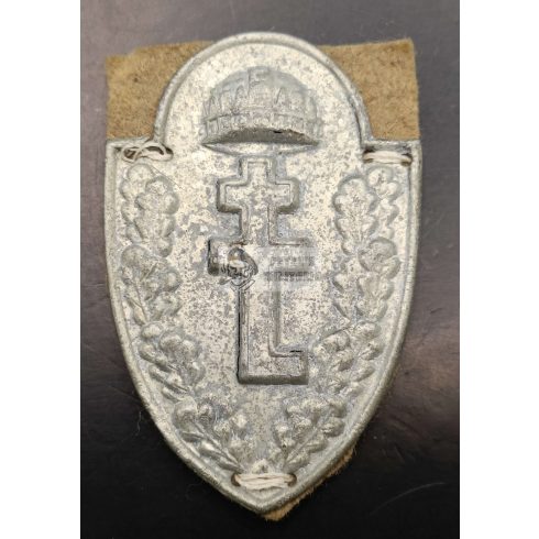 Levente cap badge