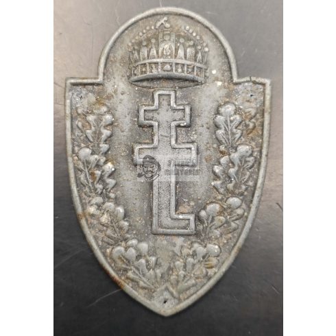 Levente cap badge