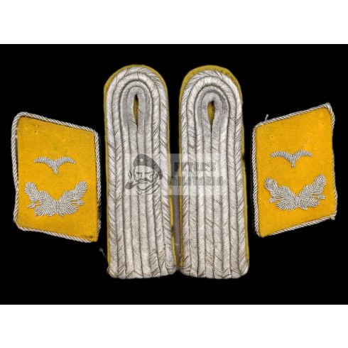 Luftwaffe Flieger / Fallschirmjäger shoulder boards and collar tabs - Leutant