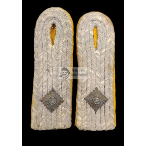 Luftwaffe Flieger / Fallschirmjäger shoulder boards - Oberleutnant