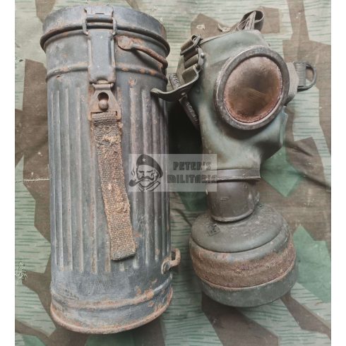 Gasmask set - 1944