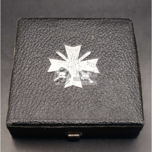 War Merit Cross I. Class in  box