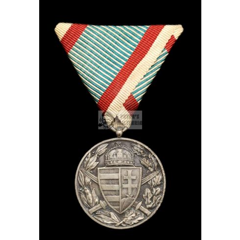 Magyar Háborús Emlékérem "Bronz" - sisakkal és kardokkal