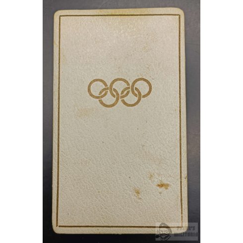 1936-os Olimpiai Érdemrend III. osztály (Érdemérem) dobozában