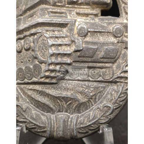 Páncélos Rohamjelvény "Daisy"