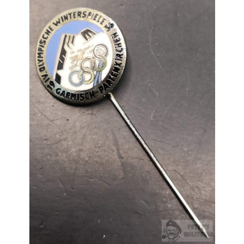 Garmisch - Partenkirchen 1936 téli Olimpia kitűző "Braun AG"