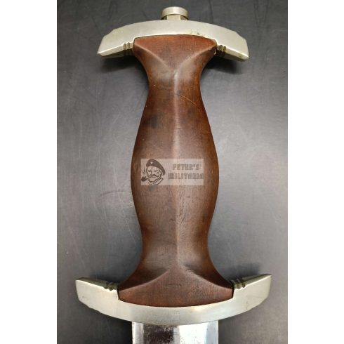 M33 SA Dagger – Early C.&R. Linder, Solingen-Weyer, “Wm” SA Gruppe