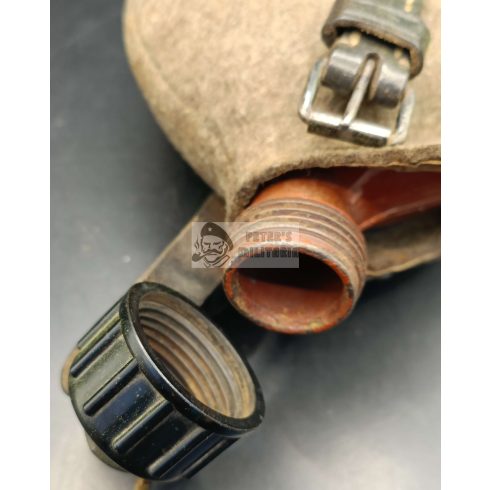 Wehrmacht canteen with bakelite cup