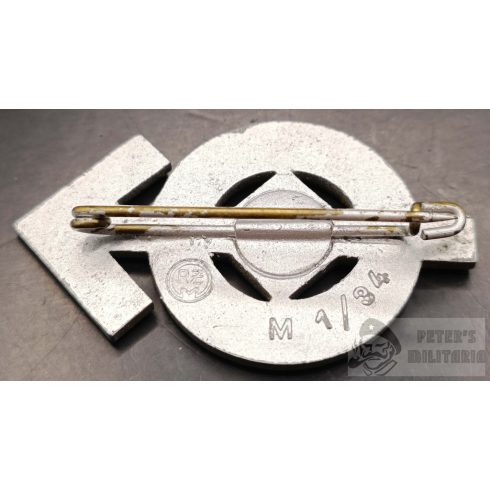 Hitlerjugend Leistungsabzeichen - "M1/34" K. Wurster 