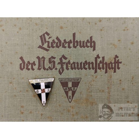 N.S. Frauenschaft tagsági jelvény és énekes könyv
