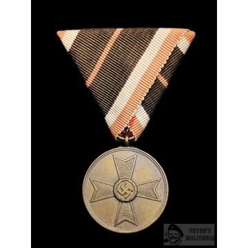 Kriegsverdienstmedaille háromszög szalagon  