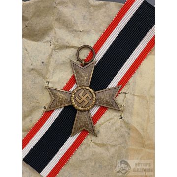   Háborús Érdemkereszt (KVK) II. osztály csomagoló papírban  - "1" Deschler